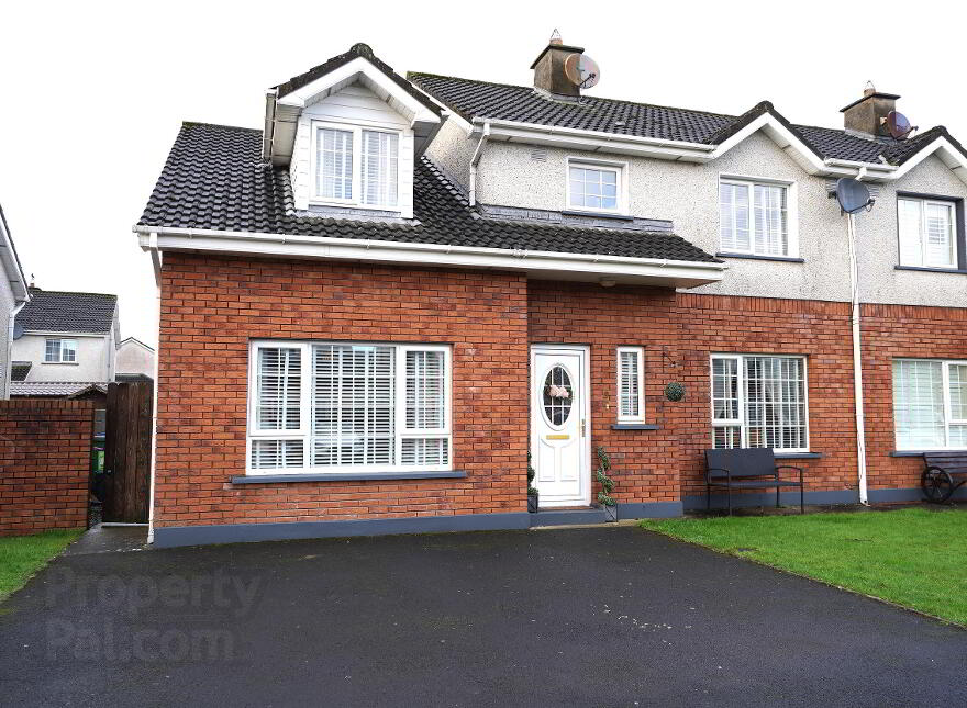 3 Gleann Rua, Ballycasey, Shannon, Clare photo