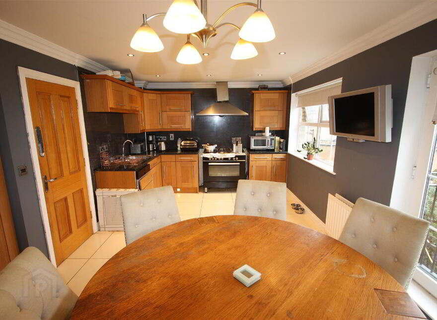16 Berkeley Hall, Lisburn, BT27 5TZ