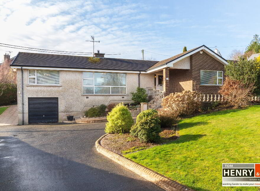 10 Annaghmakeown Road, Castlecaulfield, Dungannon, BT70 3DQ photo