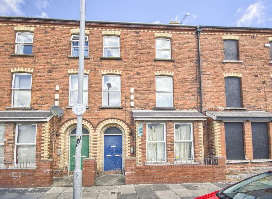 3, 40 Cromwell Road, Belfast, BT7 1JX photo