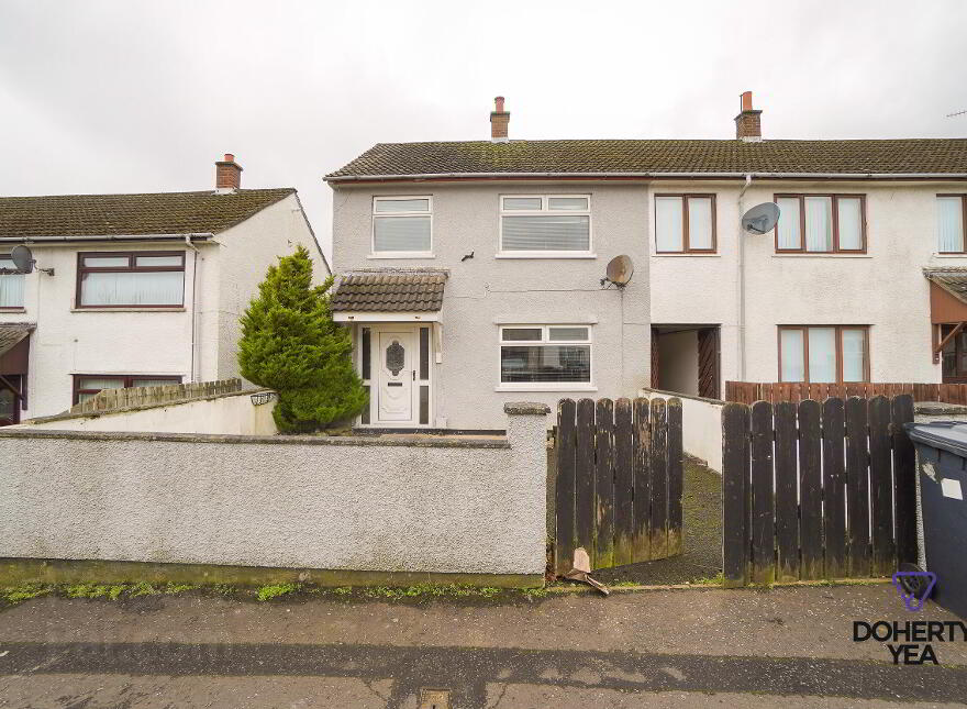 44 Blackthorn Park, Carrickfergus, BT38 8ER photo