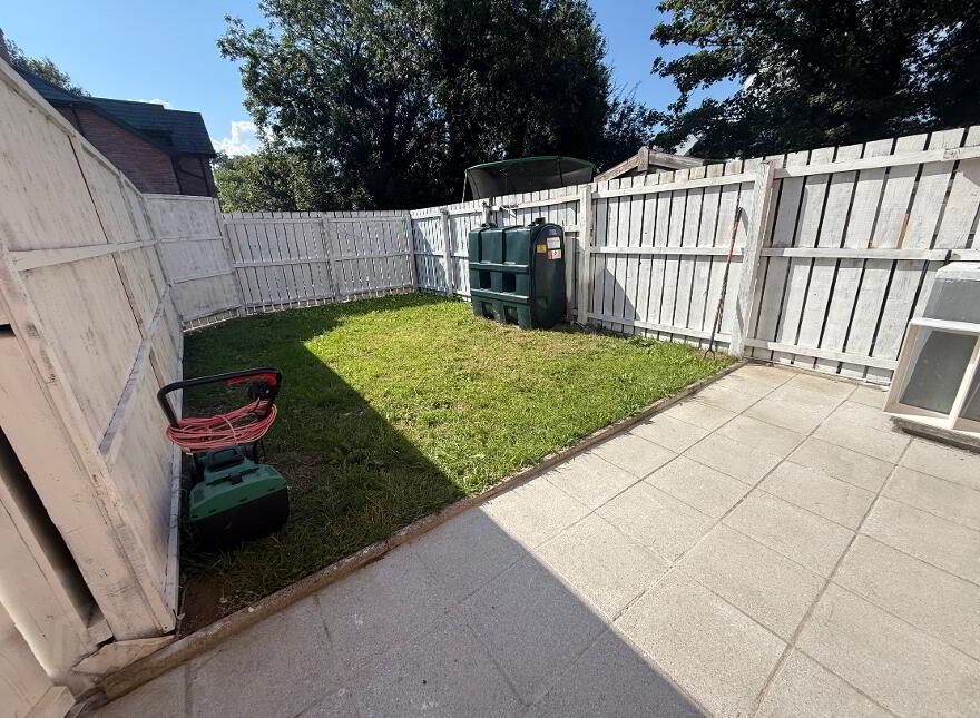 63A Main Street, Glenavy, BT29 4LP
