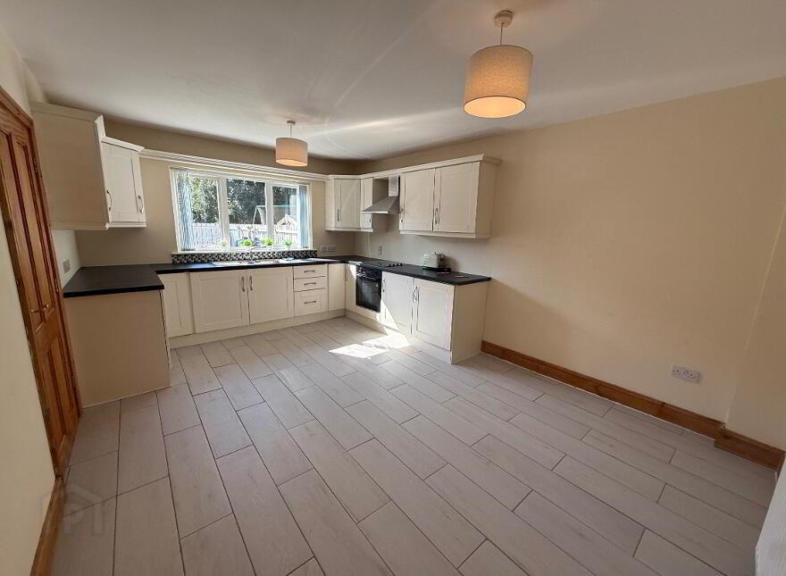 63A Main Street, Glenavy, BT29 4LP