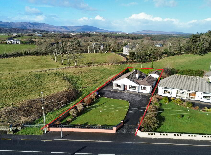 "West Winds", Main Street, Dunkineely, F94PN2E