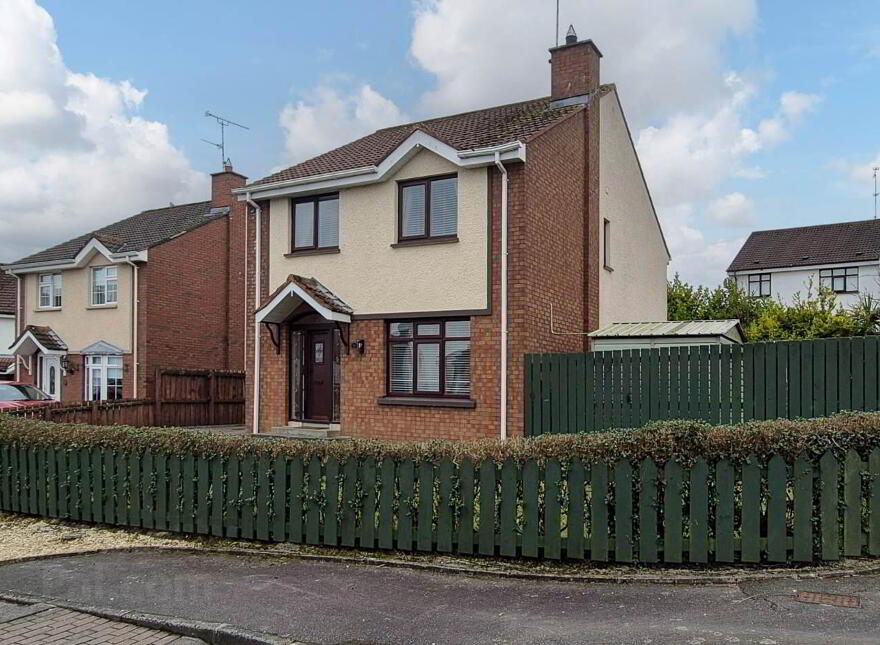 26 Grangemore Park, Derry, BT48 0RY photo