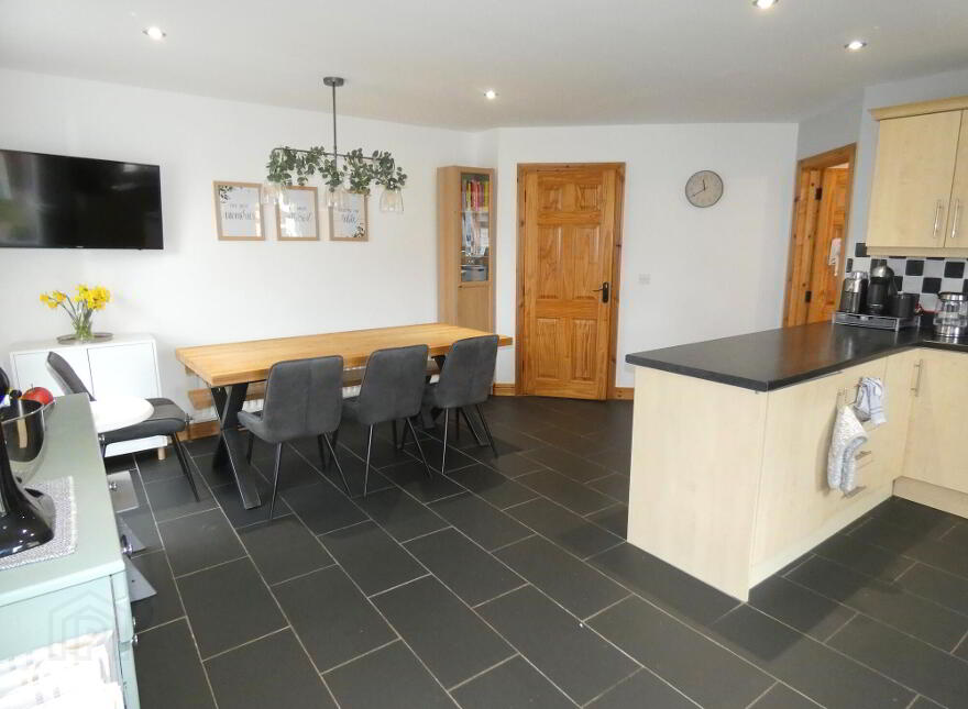 27 Knock Eden Avenue, Ballymoney, BT53 6UD