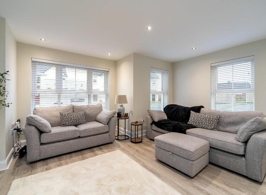 84 The Demesne, Carryduff, Belfast, BT8 8GU