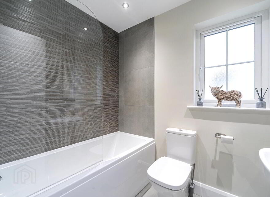 84 The Demesne, Carryduff, Belfast, BT8 8GU
