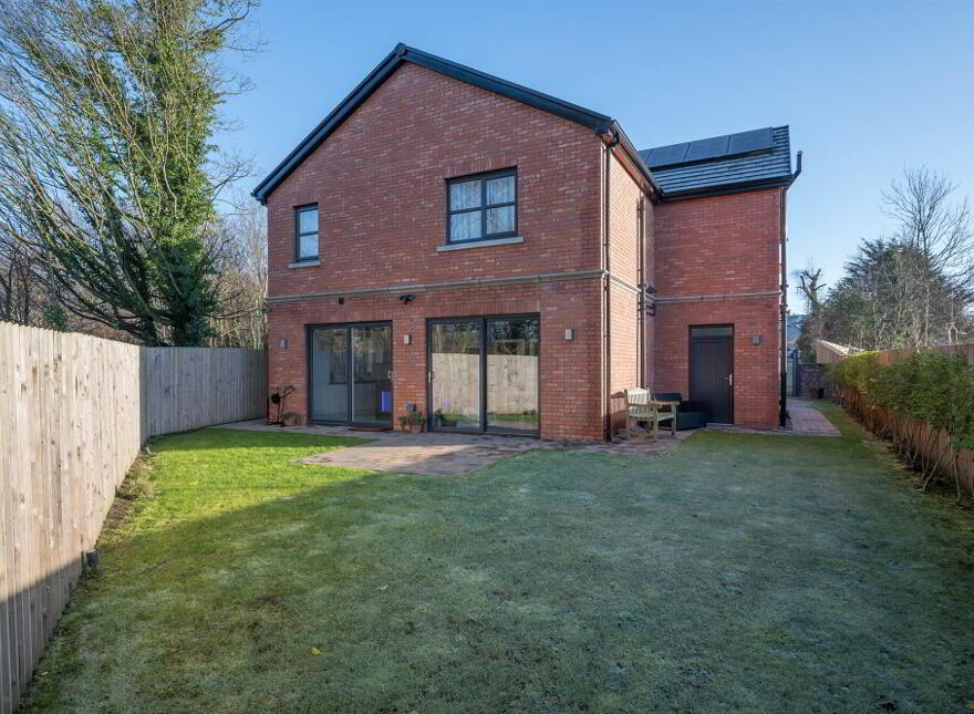 7c Mornington, Belfast, BT7 3JS