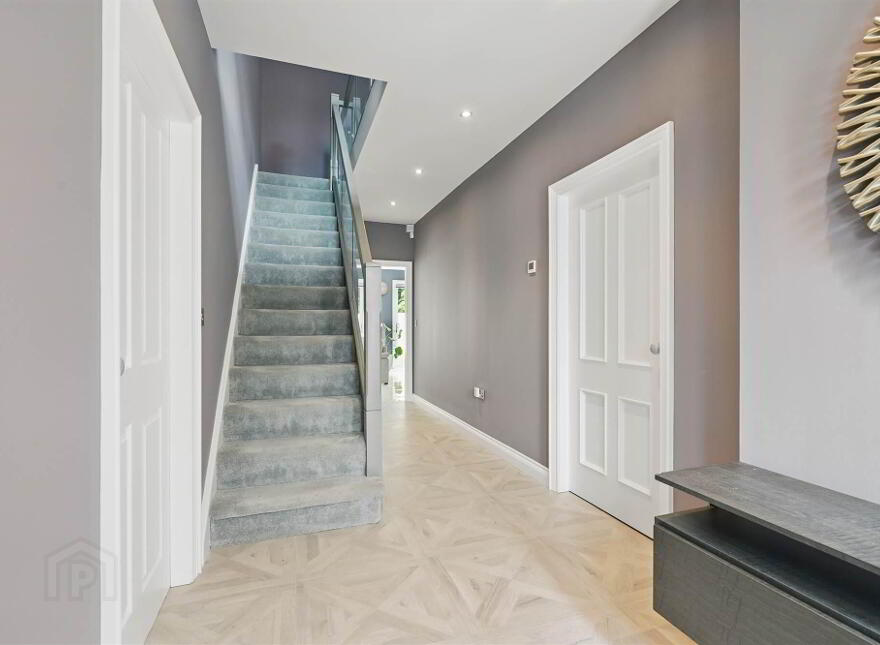 7c Mornington, Belfast, BT7 3JS