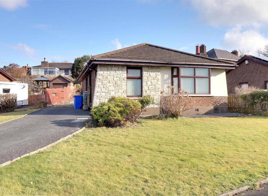 3 Strangford View, Greyabbey, Newtownards, BT22 2SE photo