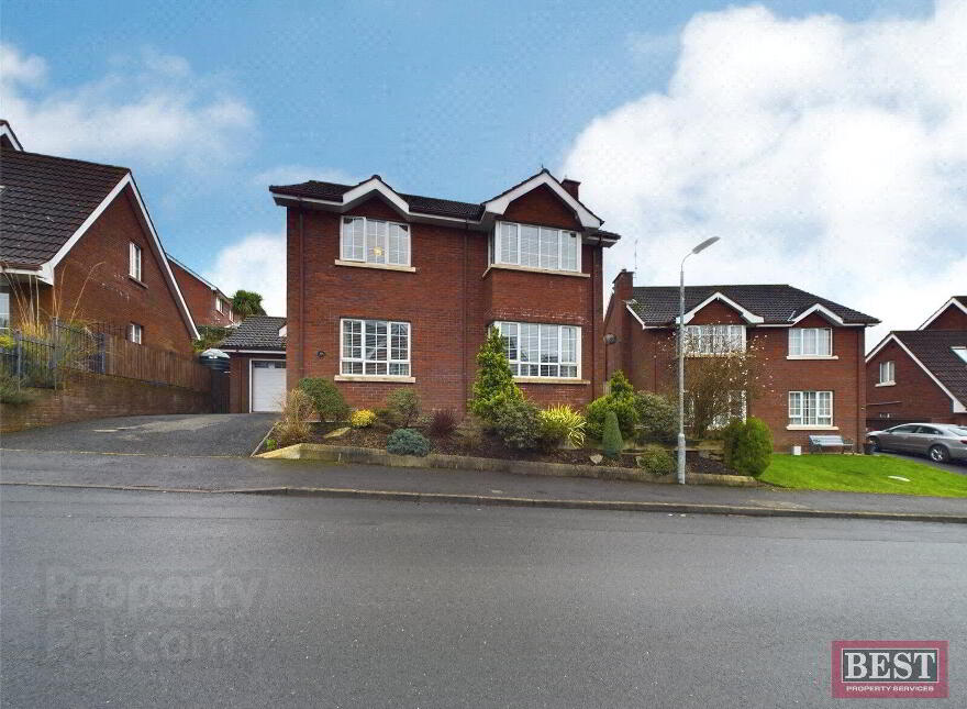 116 Forest Hills, Newry, BT34 2FJ photo