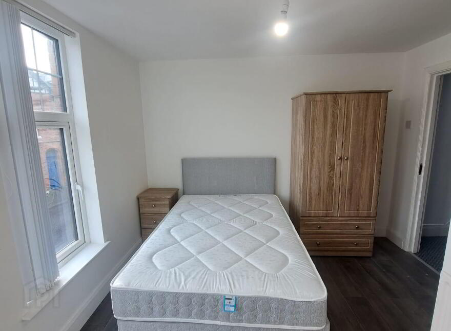 En-Suite Room, Ridgeway Street, Belfast, BT9 5FB