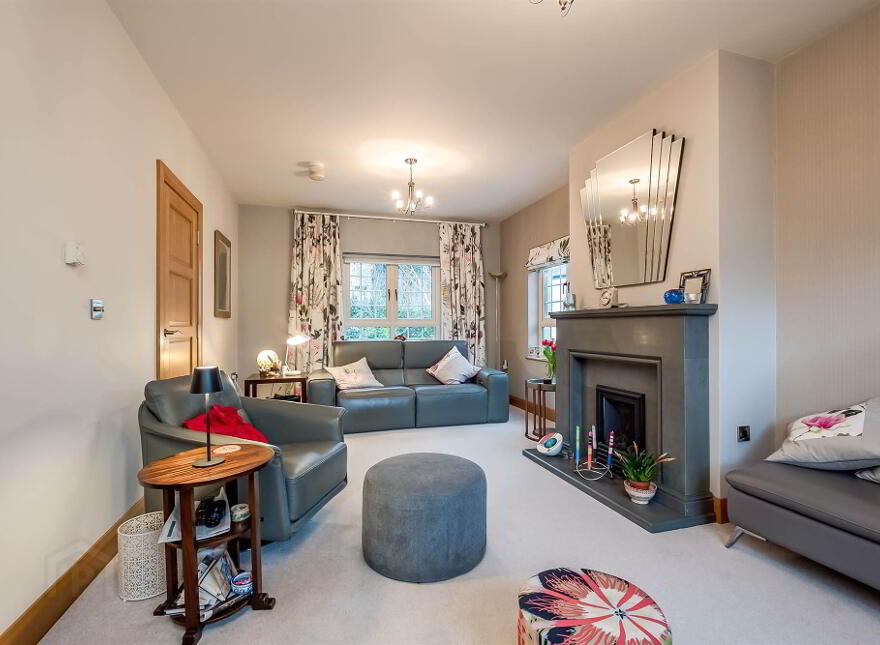 8 Ardnavalley Park, Comber, BT23 5SH
