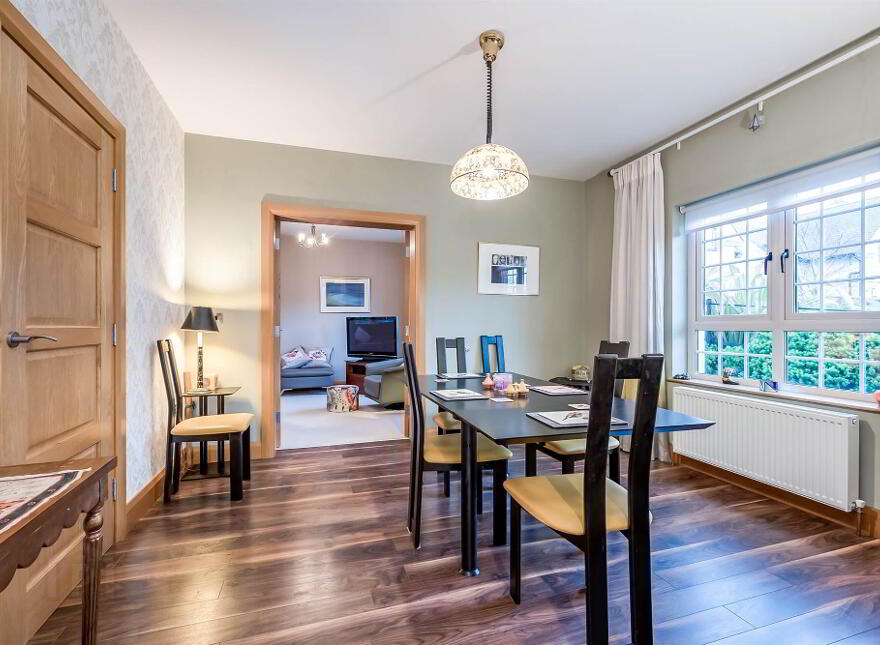 8 Ardnavalley Park, Comber, BT23 5SH