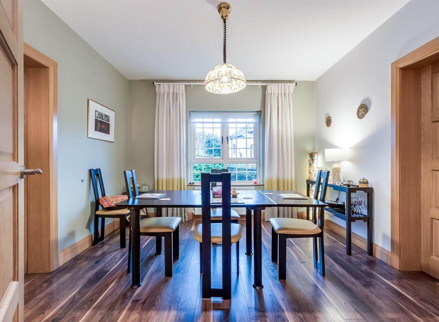 8 Ardnavalley Park, Comber, BT23 5SH