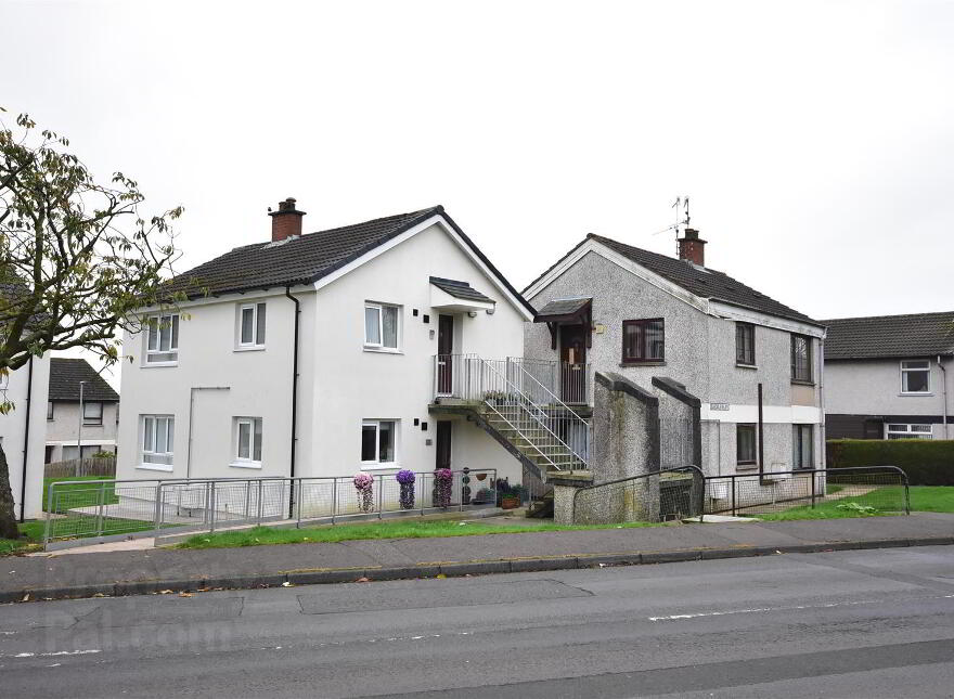 3 Elmdale Flats, Antrim, BT41 2DB photo