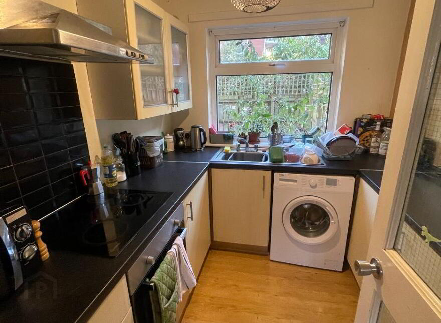 7 Ashburne Place, Belfast, BT7 1SE