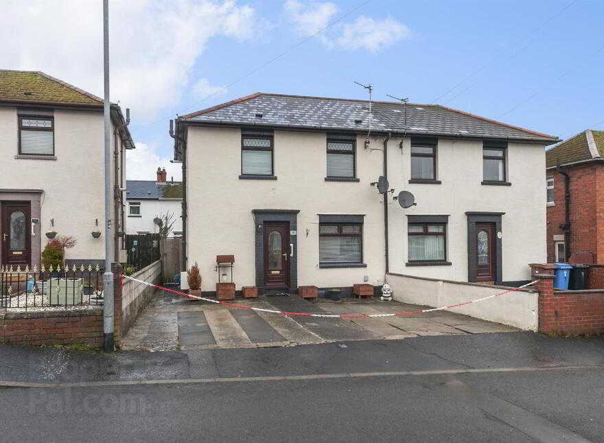 9 Graymount Grove, Newtownabbey, BT36 7DX photo