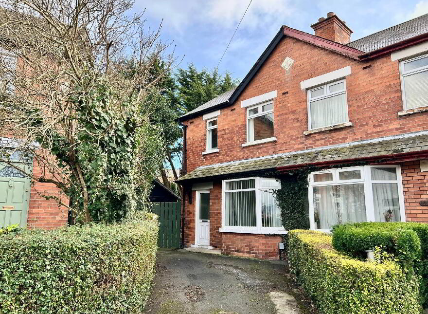 37 Irwin Drive, Belfast, BT4 3AR photo