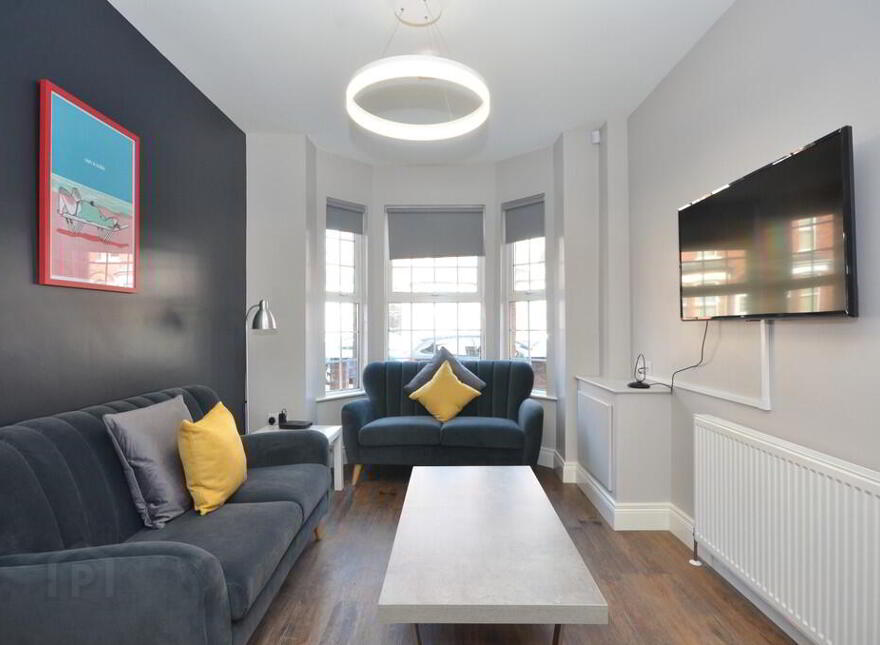 22 St Ives Gardens, Belfast, BT9 5DN