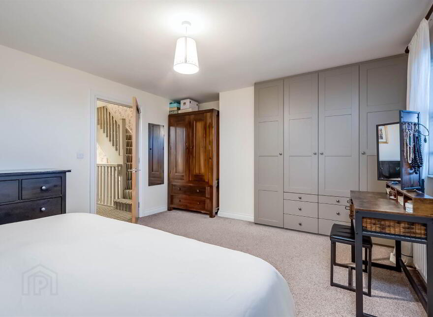 18a Cotswold Avenue, Belfast, BT8 6NA