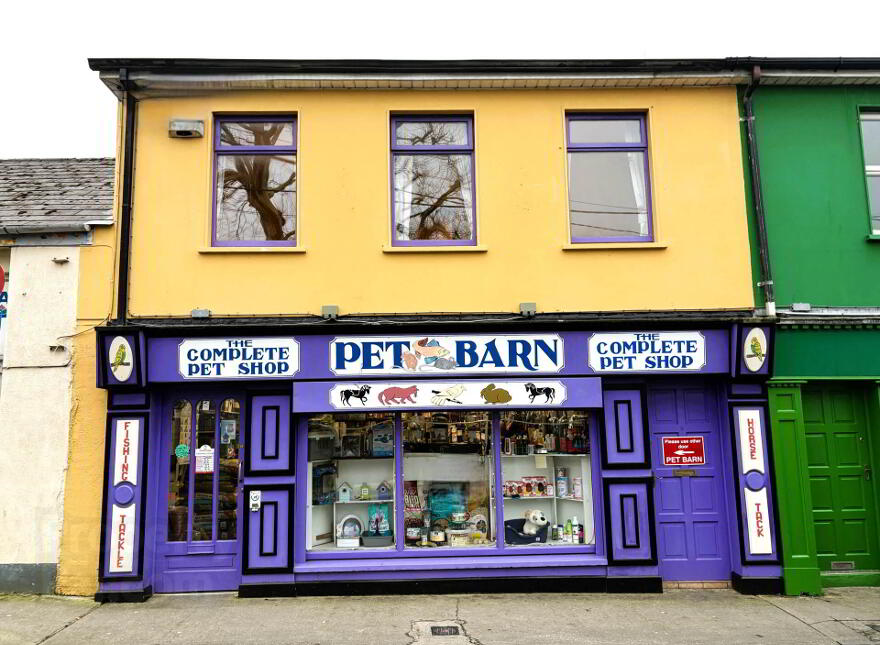 The Pet Barn, Bishop Street, Newcastle West, V42R257 photo