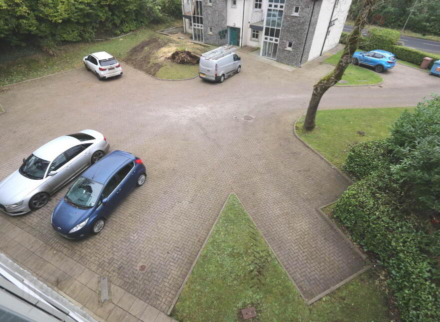 5 Laurel Grove, Enniskillen, BT74 4EQ