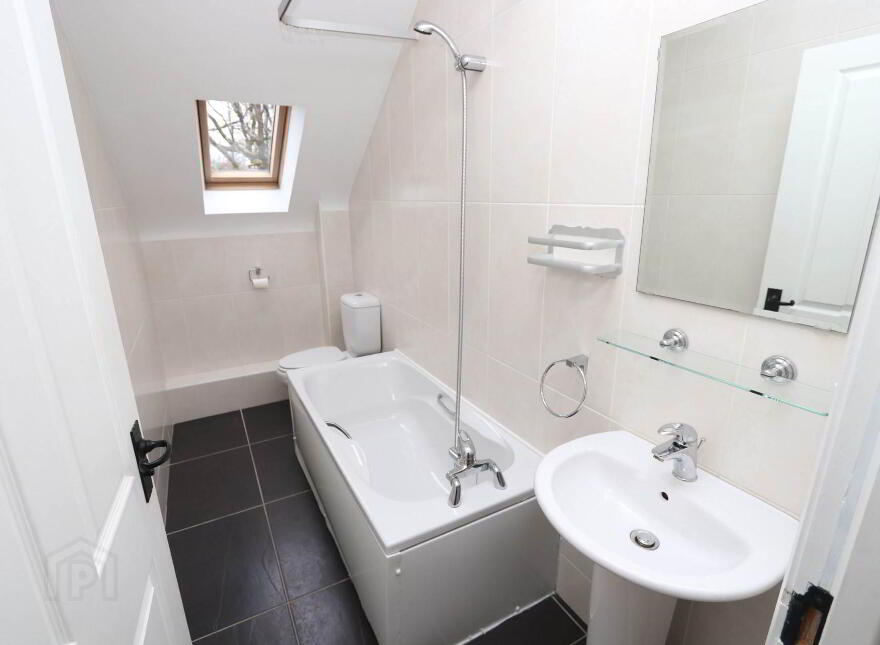5 Laurel Grove, Enniskillen, BT74 4EQ