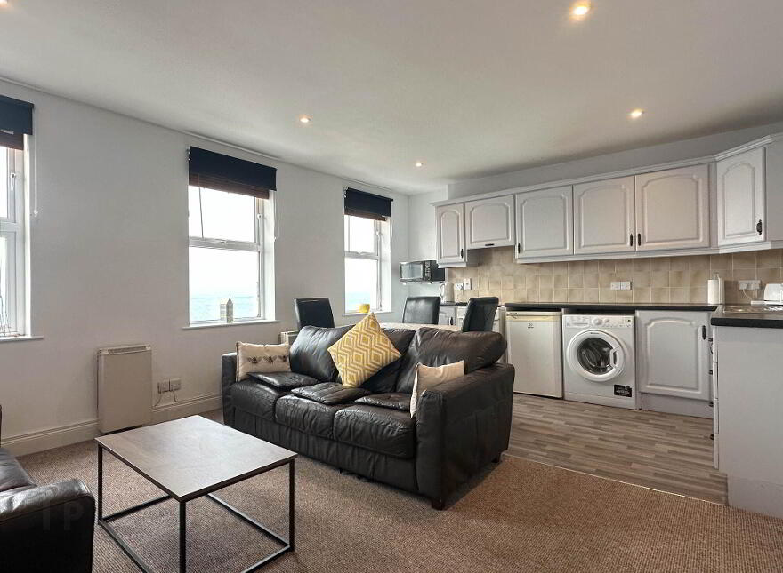 A Apt &, B 48 The Promenade, Portstewart, BT55 7AE