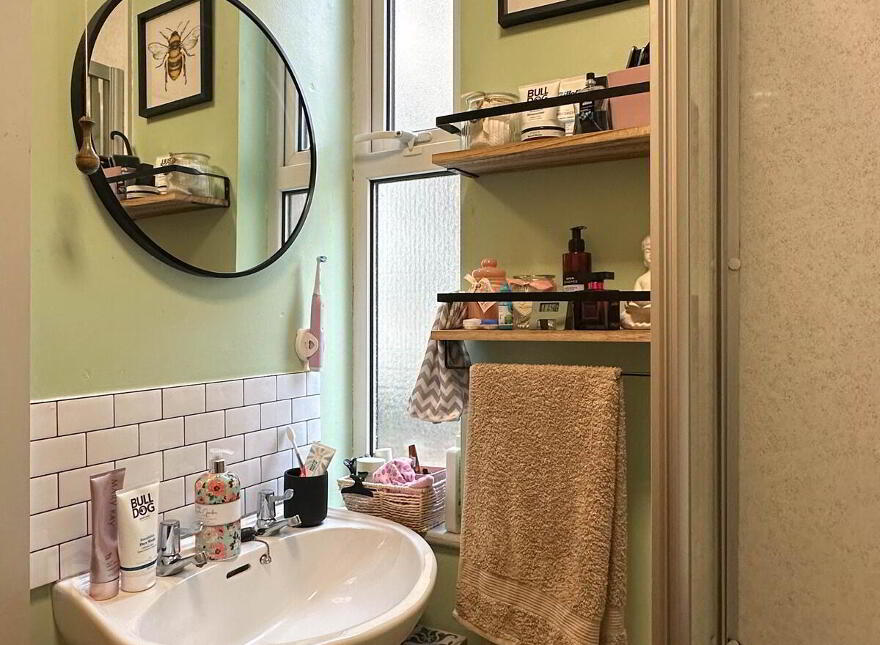 A Apt &, B 48 The Promenade, Portstewart, BT55 7AE