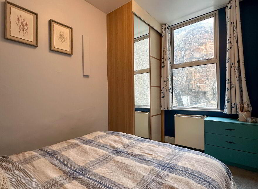 A Apt &, B 48 The Promenade, Portstewart, BT55 7AE