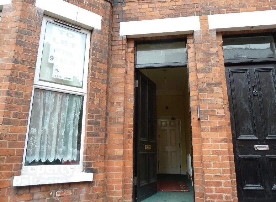 2 First Floor APARTMENT, 9 Eglantine Gardens, Malone, Belfast, BT9 6EZ photo