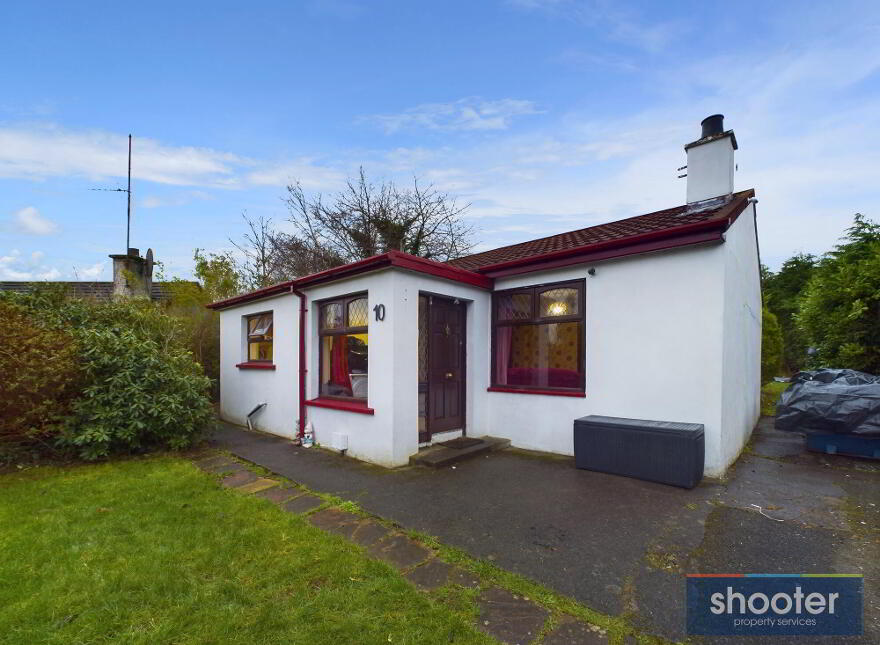 10 Oak Close, Bessbrook, Newry, BT35 7LH photo