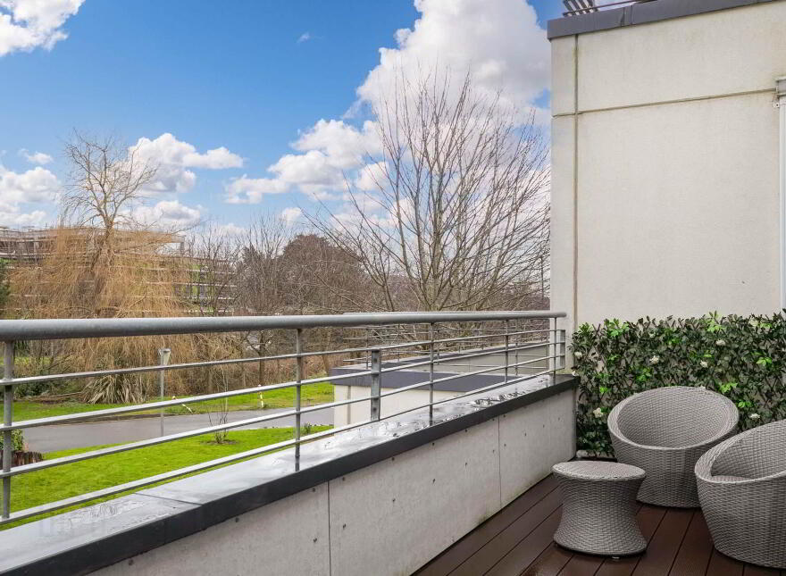 Apartment 12 Le Hunt House, Brennanstown Square, Cabinteely, Dublin, D18XD74