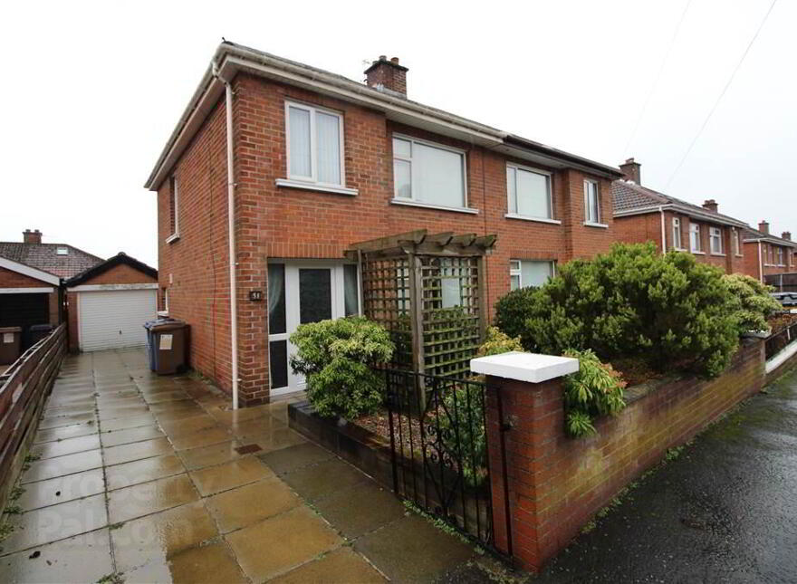 51 Orangefield Parade, Belfast, BT5 6DE photo