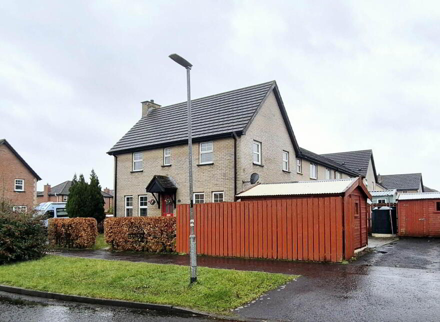 66 Spruce Meadows, Derry, BT48 8SF photo