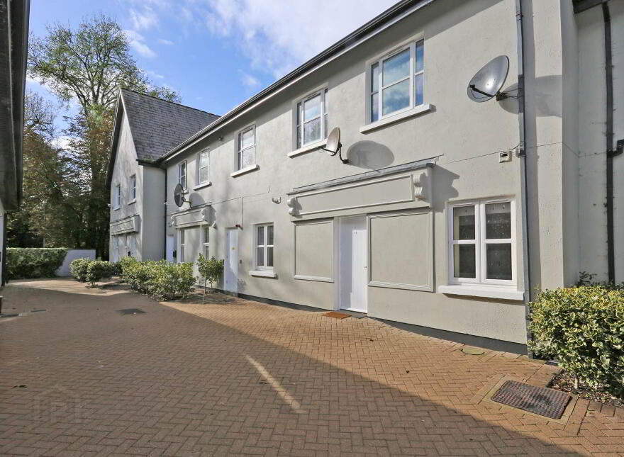 5a Castle View, Castle Street, Castleconnell