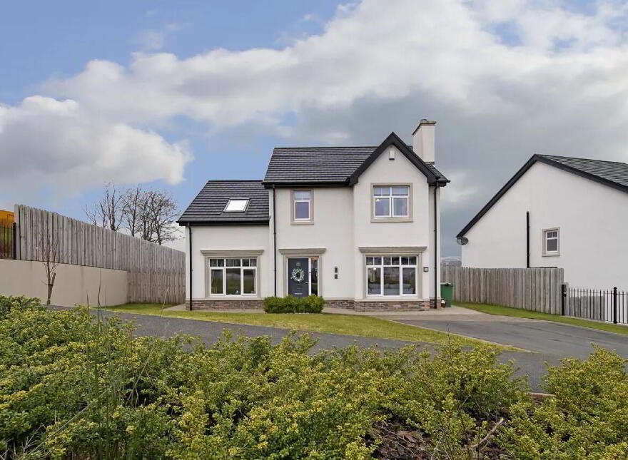 44 Crieve Mor Ave, Letterkenny, F92EPN4 photo