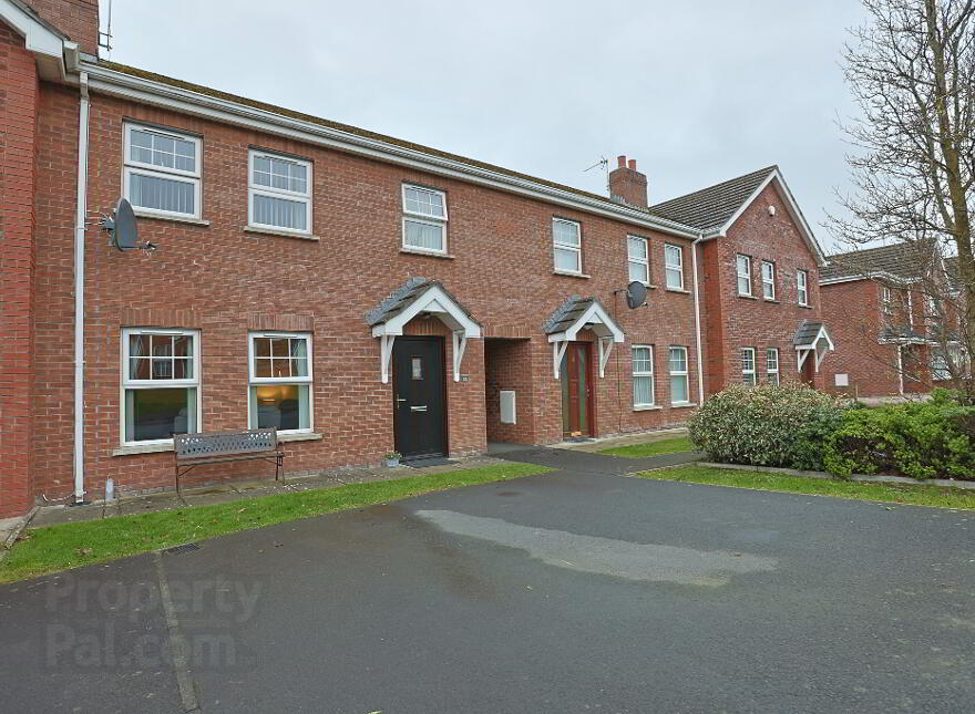 33 Windsor Hill, Waringstown, Craigavon, BT66 7FZ photo