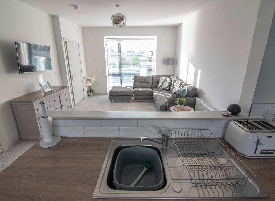 8 Hatheran Mews  (holiday Let), Portstewart, BT55 7US