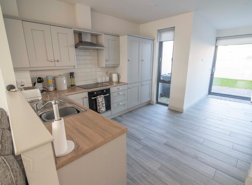 8 Hatheran Mews  (holiday Let), Portstewart, BT55 7US