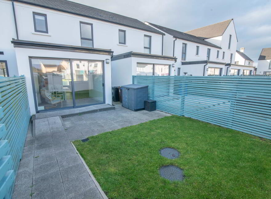 8 Hatheran Mews  (holiday Let), Portstewart, BT55 7US