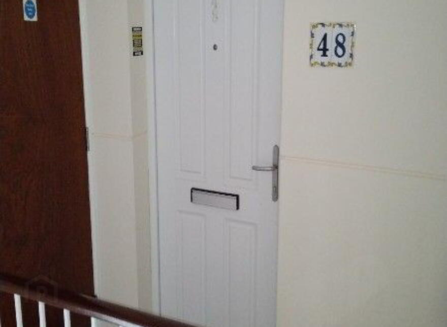 48 Sunnylands Grove, Carrickfergus, BT38 8NR