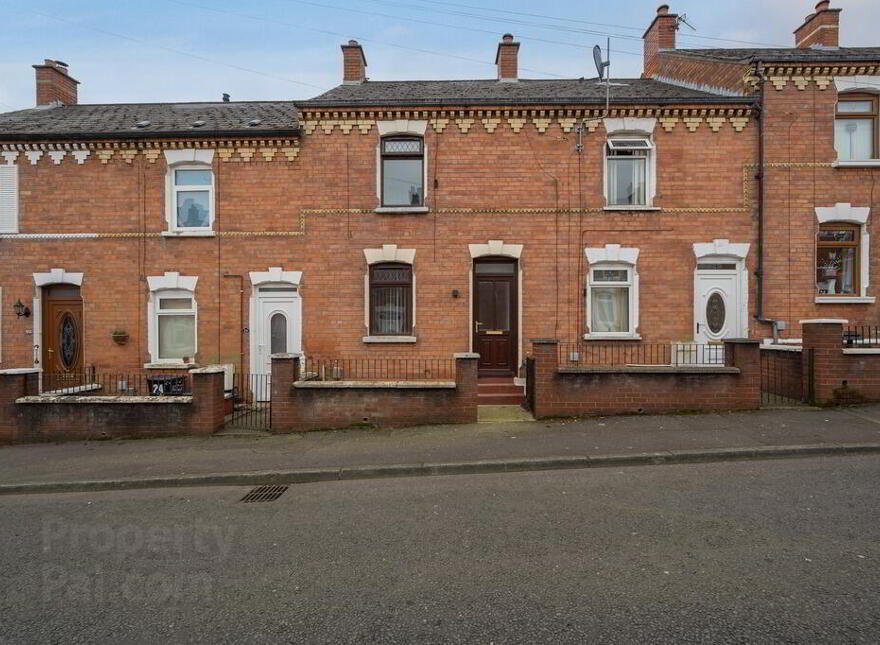 26 Enfield Parade, Belfast, BT13 3DX photo