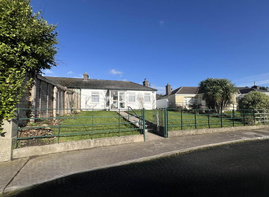 37 Ard Na Greine, Clonmel, E91DX46 photo