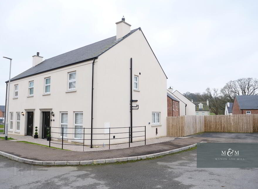 8 Dartan Hall Place, Tynan, BT60 4QH