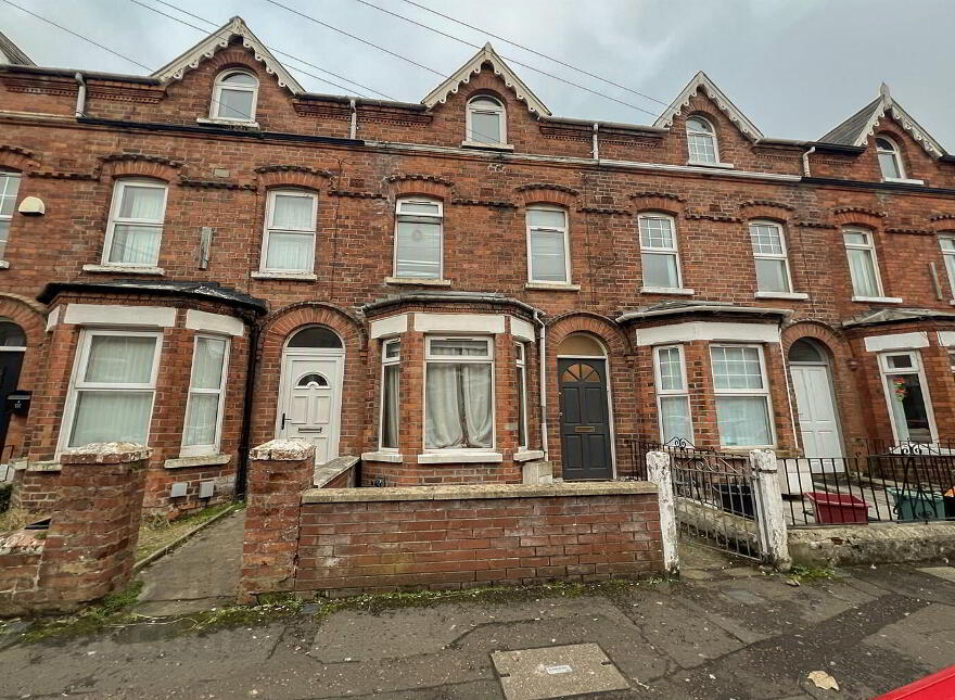 16 St. Ives Gardens, Belfast, BT9 5DN photo