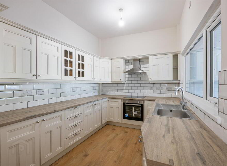84 Rashee Road, Ballyclare, BT39 9HT