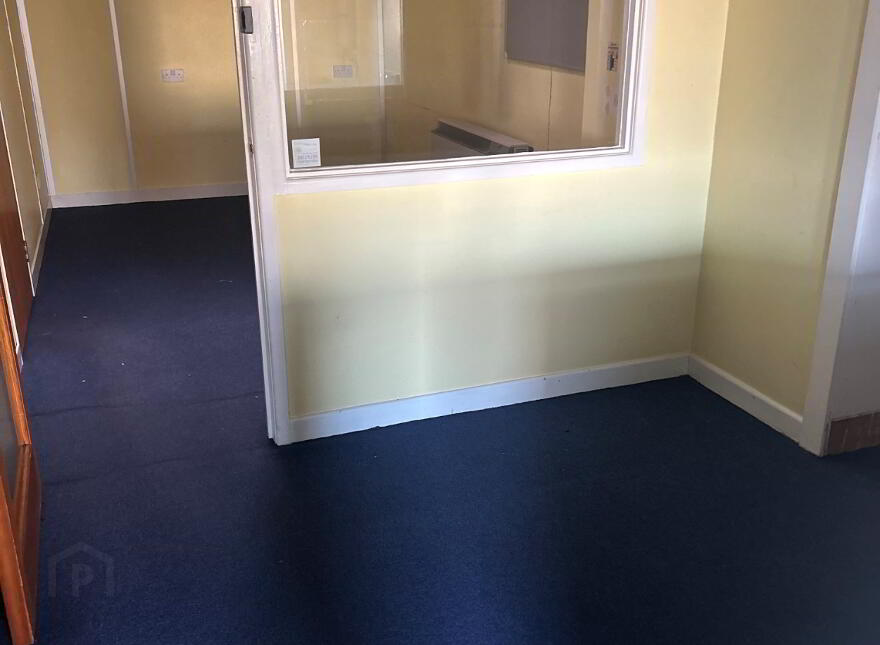41 Point Street, Larne, BT40 1HU